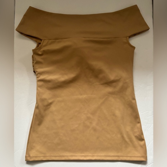 Ann Taylor Gold Off-Shoulder Ruched Blouse – Sleeveless – Petite Small (SP) NWT - Picture 2 of 4